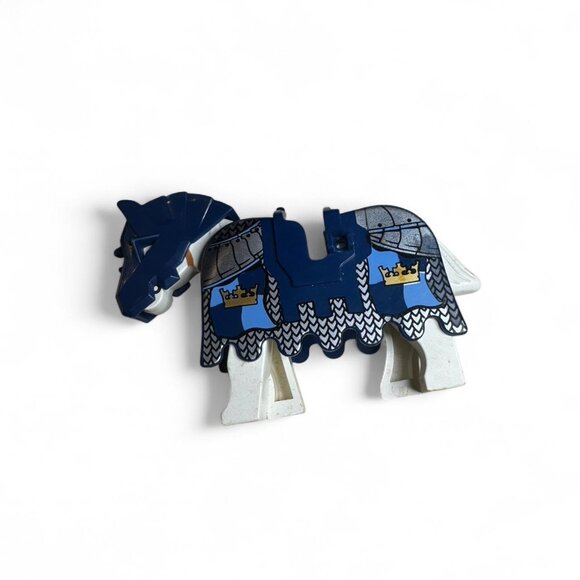 Lot of 4 Playmobil Figures and 1 Lego Castle Horse - Picture 7 of 7